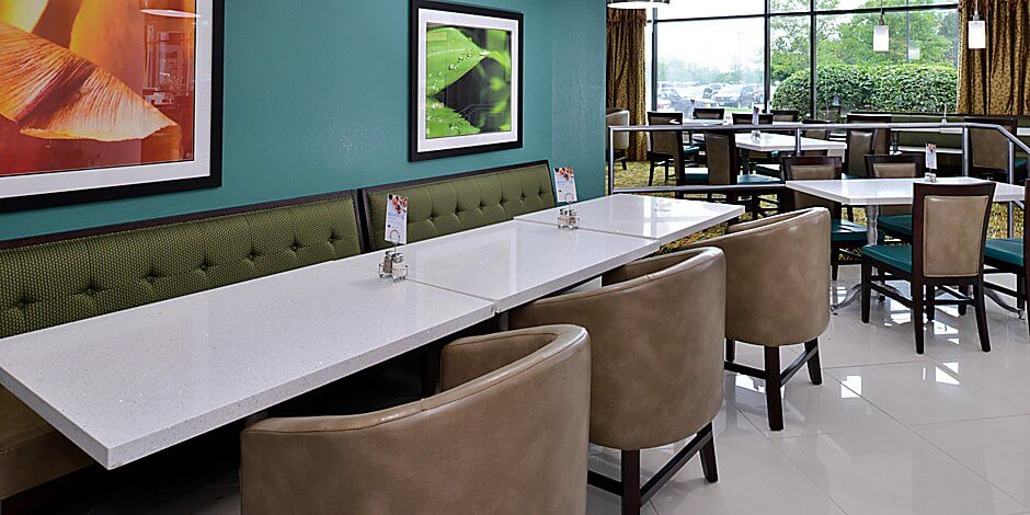 holiday-inn-express-st (16)